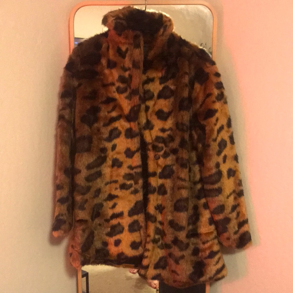 Faux Fur Leopard Coat // Brown